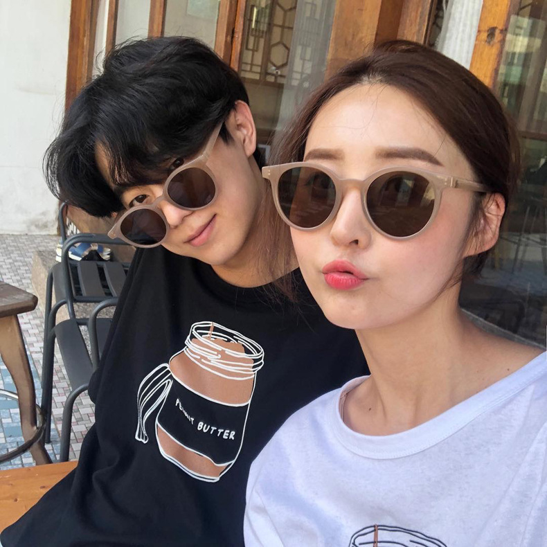 CoffeeGM Korean version tide 2020 Round frame ma'am Sunglasses ins Milk tea color Internet celebrity Sunglasses Small frame Tiktok new pattern glasses