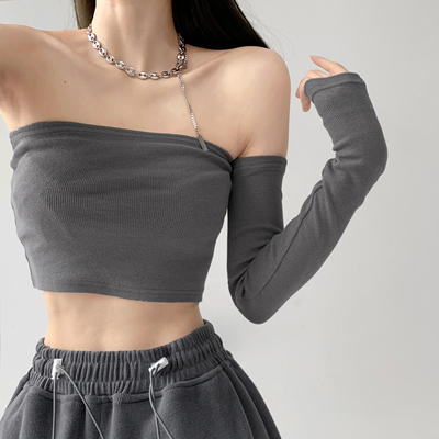taobao agent Stealing the heart girl ~ wearing the two clavicle and the collar wrapped the chest T -shirt female retro navel tube top sleeve long sleeves small vest
