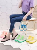 Giày ống ngắn đế pha lê trẻ em giày nữ không thấm nước cộng với giày đi mưa cotton 35 phim hoạt hình dễ thương nước nhập khẩu mùa hè - Rainshoes giày ủng đi mưa