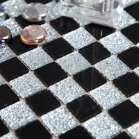 Черное и белое