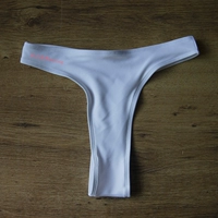 Белая ткань плюс передняя и задняя половина версия