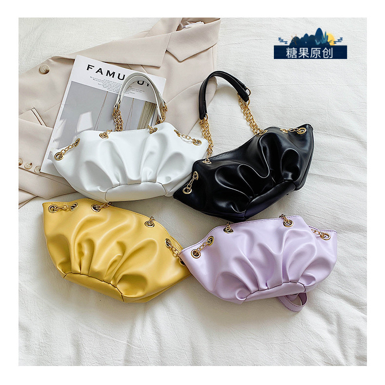 กระเป๋าใบเล็ก ins สไตล์ฝรั่งเศส ใหม่ 2020 กระเป๋าสะพายข้าง แฟชั่นสายสะพายโซ่ ยอดนิยม   法国小众包包2020新款潮时尚链条斜挎百搭ins网红质感单肩水桶包 กระเป๋าใบเล็ก ins สไตล์ฝรั่งเศส ใหม่ 2020 กระเป๋าสะพายข้าง แฟชั่นสายสะพายโซ่ ยอดนิยม  