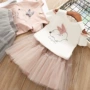 2018 Amoi cô gái mới váy phù hợp với phiên bản Hàn Quốc của thỏ quây ngắn tay T + Tutu váy hai mảnh phù hợp với bộ nỉ bông cho bé