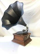 Виниловый проигрыватель 1905年 百年 美国胜利victor m型