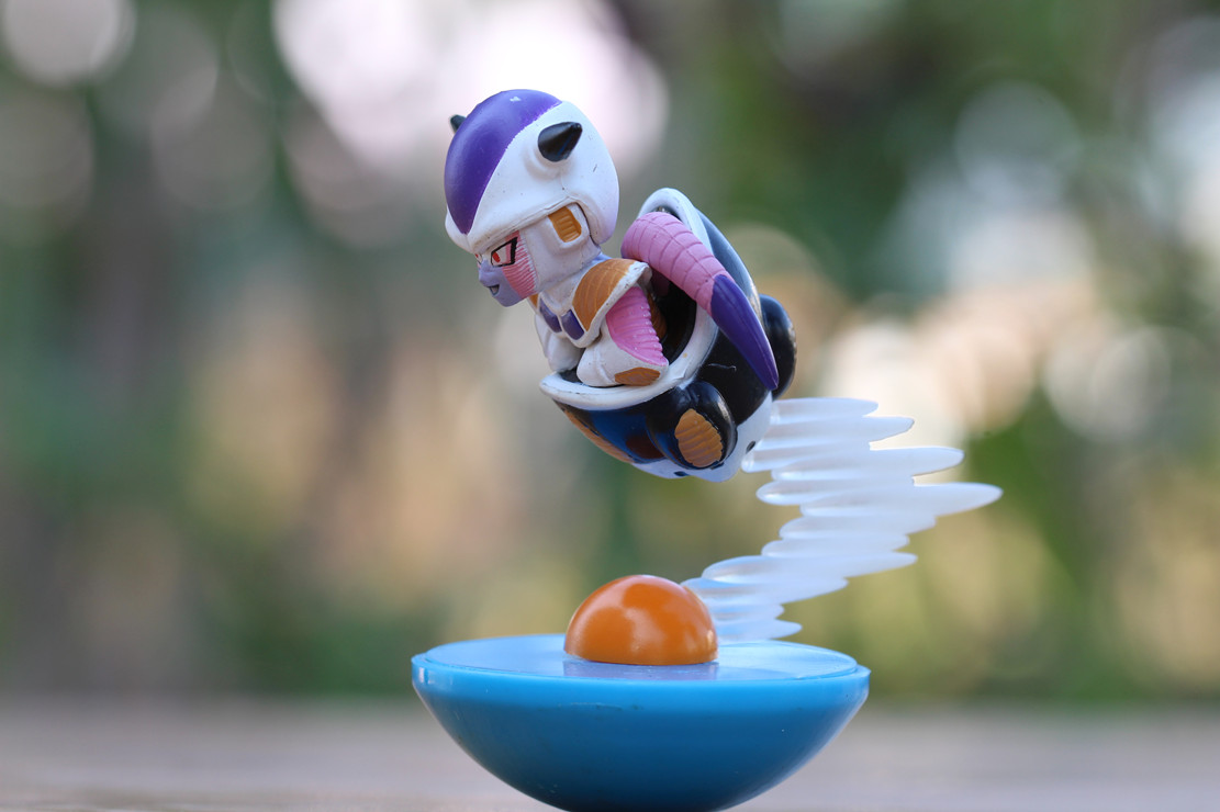 Abulk cargo Dragon Ball Sun WuKong rotate Tumbler Model Garage Kit Ornaments