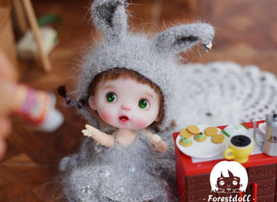 taobao agent OB11 baby dress wool skirt OB11 wool hat GSC rabbit ears hat GSC clay baby clothes