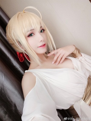 taobao agent [Yifangge] Collection!Fate/EXTRA Nero Roman nightdress Ver pajamas cosplay clothing