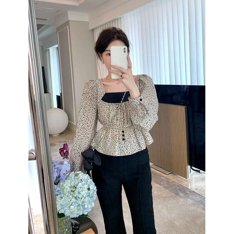 MUKOK2022 Autumn New polka dot long-sleeved pullover design, a youthful square-neck short chiffon blouse for women