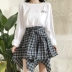 2018 mùa xuân mới Hàn Quốc thư in dài vi- minh bạch t- shirt + băng bất thường plaid váy bộ đầm ngủ nữ Bộ đồ