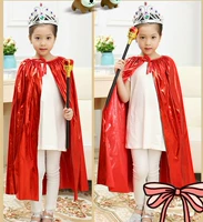 Детский красный плащ