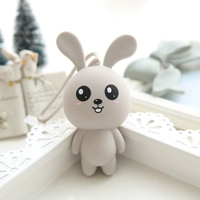 Теплый серый