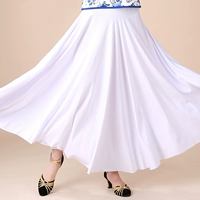 Шелковая юбка из белого молока