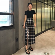 Dora Chaoren Hội Trường Hồng Kông hương vị retro chic màu rắn ngắn tay T-Shirt + cao eo lưới chia váy phù hợp với phụ nữ