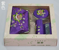 Комплект, сиреневая подарочная коробка, с вышивкой, 3 предмета