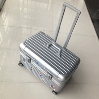 Матовый, серебряный