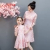 Cha mẹ-con mẹ váy sườn xám váy đầm Trung Quốc trang phục váy phù hợp với trang phục Trung Quốc phong cách mới - Trang phục dành cho cha mẹ và con Trang phục dành cho cha mẹ và con
