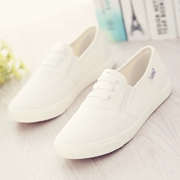 Phiên bản tiếng Hàn đích thực toàn cầu của đôi giày mô hình đôi giày nông nhỏ bằng vải trắng nhỏ Giày nam Fu Fu một đôi giày lười đế bằng - Plimsolls