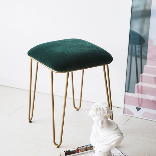 Miz Modern Minimalist INS European -стиль в гостиной спальни для веранда -турнир -табурет табурет табурет табурет, чтобы сменить туфлю табуретки