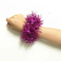 Розовая красная бусинка