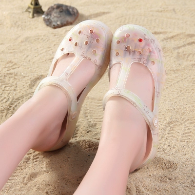 2020 dép mùa hè nữ mới lỗ giày thạch gradient của phụ nữ mang thai không trượt phẳng dép dép Baotou 