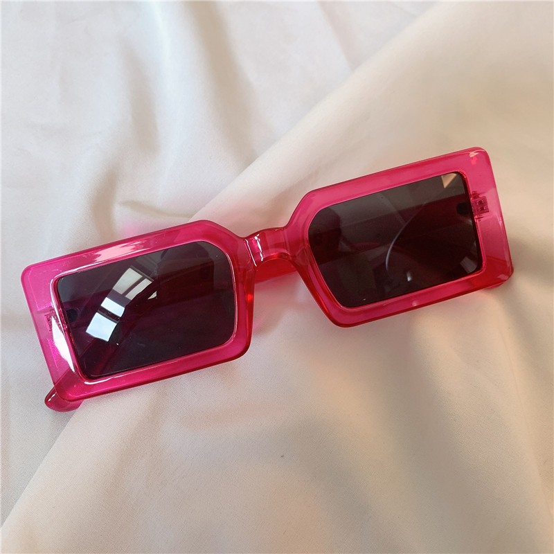 Korean Version Of Long & Mei Red Black Film【 smug senior 】 Minority Designer Flat square Polarized light Sunglasses Sunglasses female Large frame Show thin veil glasses