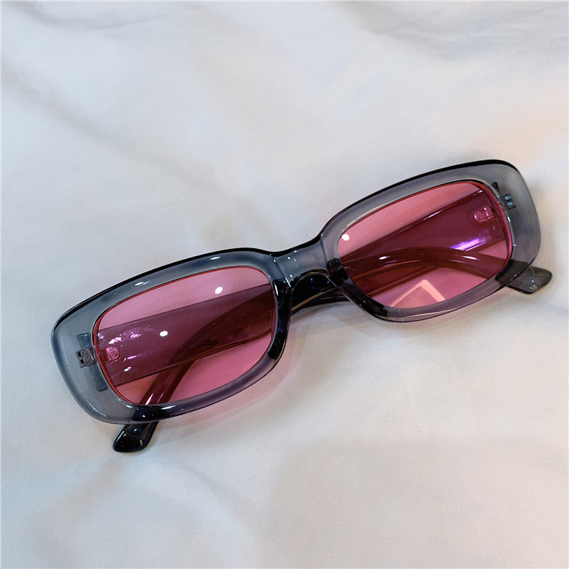 Khakivintage Sunglasses Port style Europe and America Retro photograph cat eye Sunglasses Purple series lovers pose female collocation