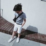 Cậu bé ngắn tay áo sơ mi mỏng phần quần short trẻ em ăn mặc bông và vải lanh sọc áo sơ mi nam bé nhỏ phù hợp với phù hợp với mùa hè