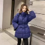 Mùa đông 2018 phiên bản Hàn Quốc mới của cổ áo cổ áo nhỏ mỏng xuống áo khoác nữ sinh viên eo túi nhỏ - Bông áo phao đen nữ