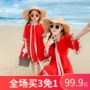 Váy đi biển cho bố mẹ cho bé mặc hè nữ nữ đi biển phong cách nước ngoài Thời trang Hàn Quốc Váy đỏ 2019 mới - Trang phục dành cho cha mẹ và con áo gia đình cao cấp