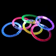 Chợ đêm hình tròn sáng sủa vòng tay đầy màu sắc đồ chơi trẻ em mẫu giáo quà tặng vòng đeo tay để đẩy quà tặng sáng tạo - Khác