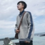 Mùa xuân 2019 phong cách Hồng Kông nhỏ khâu tương phản màu sắc áo len cổ chữ V nam cổ rộng áo len lỏng áo len dòng áo khoác thủy triều phong cách thời trang nam