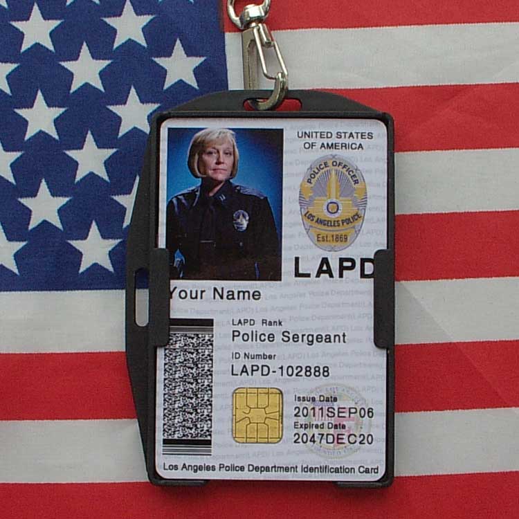 Коды полиции. LAPD ID Card. Удостоверение полицейского США. Удостоверение американского полицейского. Американское удостоверение полиции.