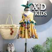 Trẻ em Hàn Quốc quần áo 2018 mùa hè mới cô gái retro đại dương kỳ nghỉ gió màu bông và vải lanh treo váy tóc ban nhạc