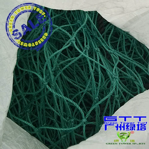 Усилить толстую нейлоновую линию веревка сети футбольное поле.