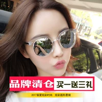 2018 new net red sunglasses nữ sao với cùng một đoạn thời trang kính mát màu phim cá tính khuôn mặt tròn khuôn mặt dài cô gái kính kính lacoste