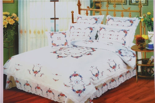 Новая годовая свадебная вышивка LA007 была белой