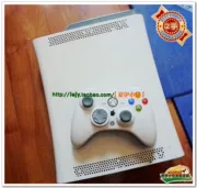 [1 vương miện] Bảng điều khiển trò chơi xbox360 Ổ đĩa cứng 20g đọc tốt là có đọc trực tiếp kim loại trần + tay cầm gốc 65 đơn - Kiểm soát trò chơi