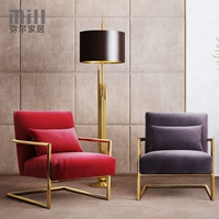 Đan mạch thiết kế nội thất Bắc Âu thời trang đơn giản ghế sofa sofa đơn phòng khách ánh sáng kim loại sang trọng giải trí ghế ghế sofa gỗ