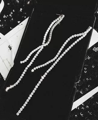 Длинные сертифицированные серьги с алмазной вставкой и длинной кисточкой, сетевой красный образец