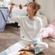 Đồ ngủ mùa xuân và mùa thu Hàn Quốc phụ nữ mang thai mùa thu và mùa đông phụ nữ mang thai áo dài tay cotton phục vụ nhà hai mảnh phù hợp với mùa hè cổ chữ V - Nam giới