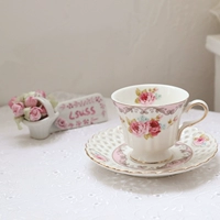 Ретро послеобеденный чай, розовая глина, кофейный реквизит с розой в составе, французский стиль