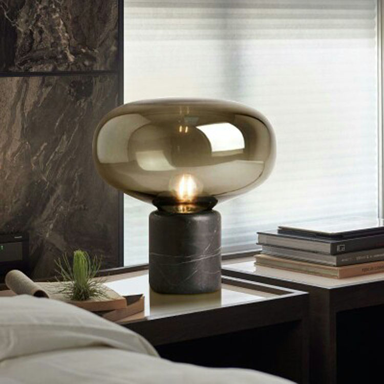 karl johan table lamp