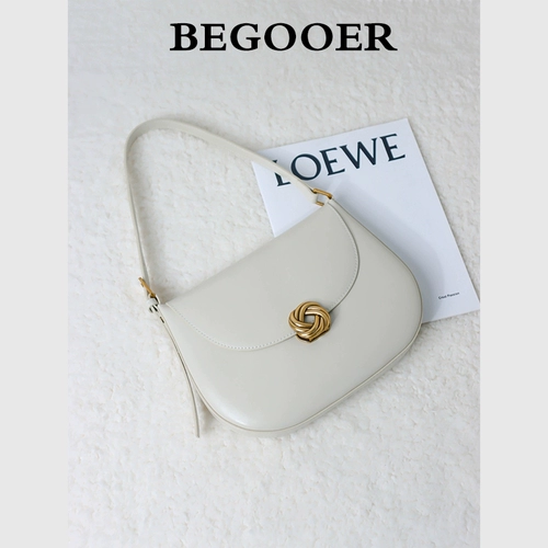 Сумка подмышку, сумка на одно плечо, изысканный стиль, коллекция 2023