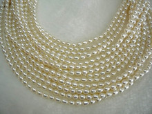 Beihai Guangyao Jewelry Rice shaped I Water Drop Oval Natural White Pearl Necklace Freshwater Pearl Authentic