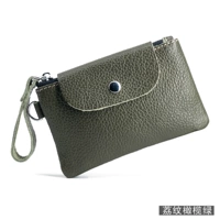 Оливково-зеленый