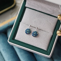 Серебряное серебристое серебристое серебристое серебристое серебро