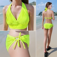 Nghỉ hè mới những người yêu thích màu vàng huỳnh quang ăn mặc áo tắm gợi cảm treo cổ kích thước ngực bikini cỡ lớn tập hợp áo tắm đồ đôi mặc đi biển	