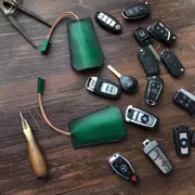 Túi chìa khóa da làm bằng tay phổ biến cho nam và nữ túi chìa khóa xe túi chìa khóa xe thẳng