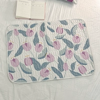 Большой тюльпап-хлопок сгущается