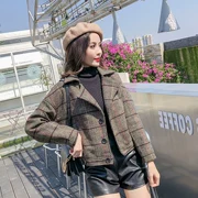 Áo khoác len nhỏ mùa thu đông 2019 mới dành cho nữ phiên bản Hàn Quốc của học sinh kẻ sọc dày áo len ngắn - Áo khoác ngắn